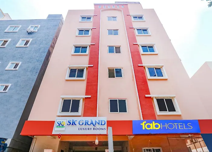 Fabhotel Sk Grand - Nr Hitech City
